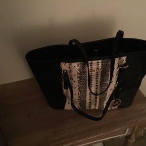 Michael Kors Tote Shoulder bag